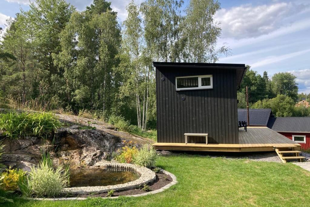 Cabin In The Woods, Close To Lake Maelaren Eskilstuna Ngoại thất bức ảnh