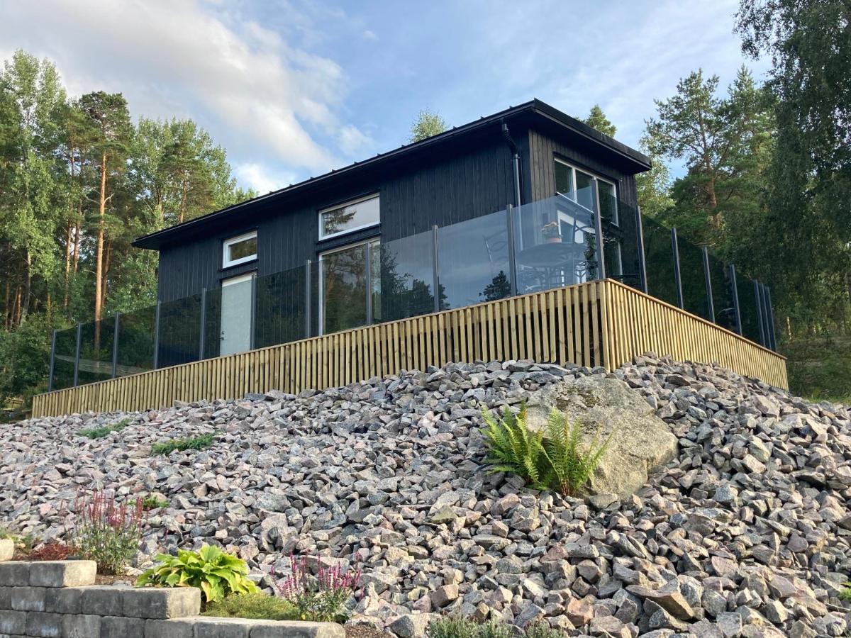 Cabin In The Woods, Close To Lake Maelaren Eskilstuna Ngoại thất bức ảnh